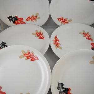 Noritake Nippon Toki Kaisha Luncheon Plates Six (6) Red Black Tan Leaf Pattern