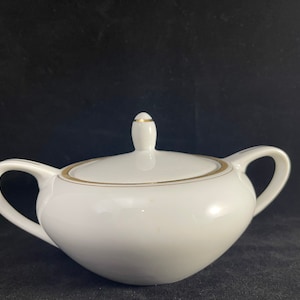Golden Elegance Pattern by Royalton Covered Sugar Bowl Made in Japan