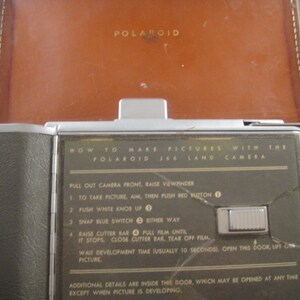 Pack ultra complet Polaroïd j66 avec housse, flash, manuels