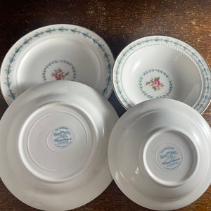 Mt Vernon Pattern Harmony House 2 Bread and Butter Plates 2 Sauce Bowls