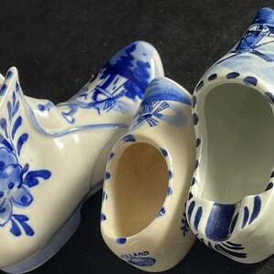 Clogs Ceramic Dutch Shoes Three Different Sizes. Holland Windmill Scene