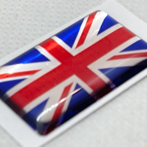 United Kingdom Flag 3D Domed Decal - High-Quality Gel Sticker for Vehicles & More | Weatherproof UK Emblem. Size 32x20mm. Silver blue red