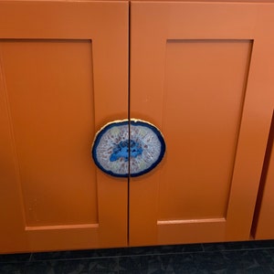 Mittlere Achat-Scheiben-Schubladenknäufe 18K Gold-Silber- und Kupferblattkante NEUE KOLLEKTION Benutzerdefinierte