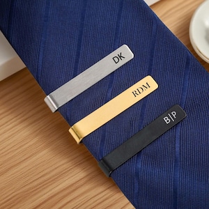 Personalized Groomsmen Tie Clip,Custom Initials Engraved Tie Clip,Unique Tie Bar Acessories,Wedding Gift for Him,Father&#39;s Day Gift