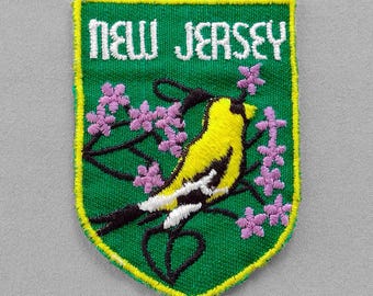 Used Vintage New Jersey Patch 2.75", State Bird Flower, American Goldfinch Blue Violet, Atlantic City Souvenir, Hoboken, Wildwood, Cape May