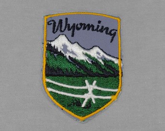 Used Vintage Wyoming Patch 2.9", Grand Tetons Souvenir, Travel Collectible, Teton Mountains