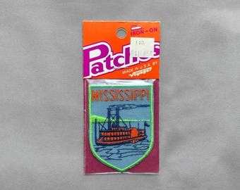 Vintage Mississippi Patch 2.75", Steamboat Collectible, River Boat Paddle Wheeler, Jackson Souvenir, Magnolia State