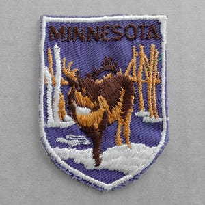 Used Vintage Minnesota Patch 2.75", Buck Deer, Minneapolis Souvenir, Duluth Rochester St Paul, Outdoorsman Collectible