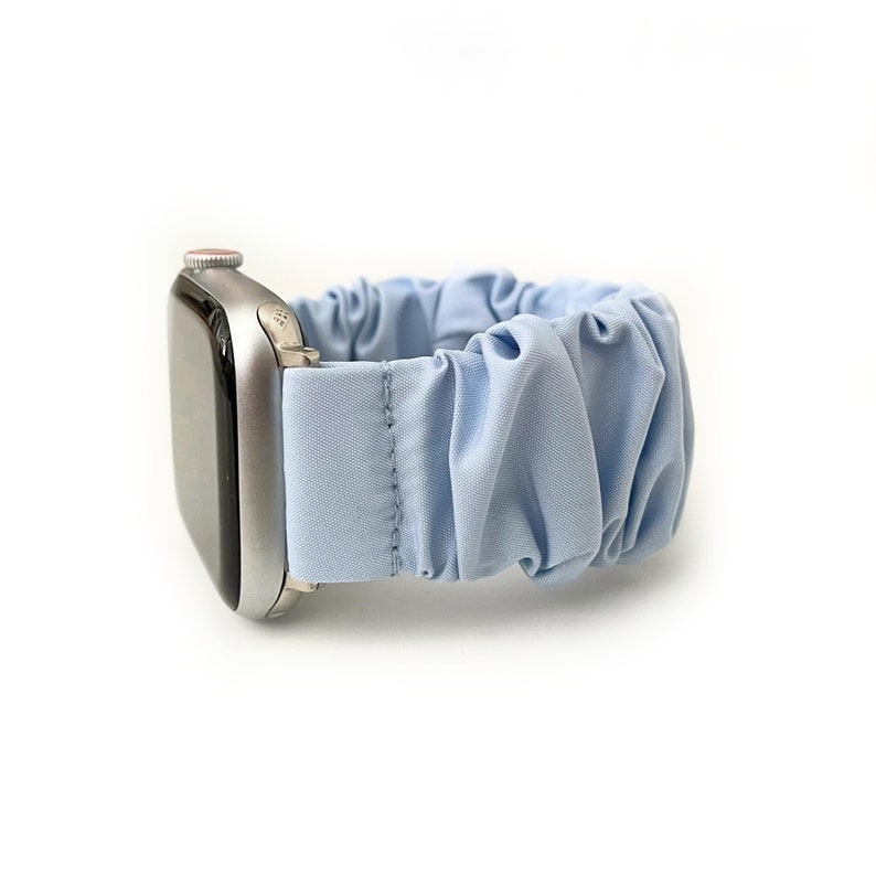Correa elástica impermeable tipo scrunchie para relojes Fitbit Versa 1, Versa 2, Versa 3, Versa 4, Sense y Sense 2. BLUE