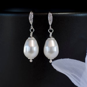 Boucles doreilles mariées, blanc/ivoire poire forme Swarovski unique perle boucles doreilles, perles de mariage boucles doreilles, bijoux en perles de mariage image 1