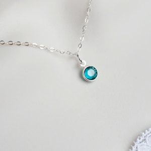 Collar de piedra de nacimiento, collar de piedra de nacimiento de diciembre, piedra de nacimiento de Swarovski, encanto de piedra de nacimiento Swarovski de plata de ley, collar personalizado