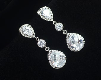 Bridal Earrings, Cubic Zirconia Bridal Earrings, Bridesmaid Earrings Clear White Cubic Zirconia Tear Drops Earrings