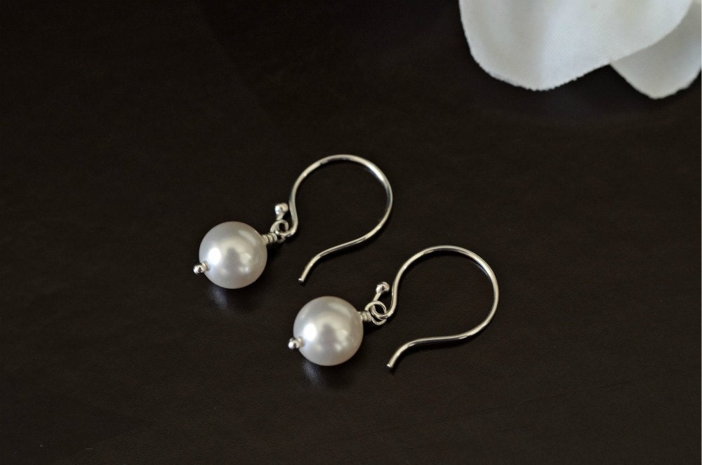 Pearl Earrings. Classic White Swarovski Pearl Earrings on | Etsy