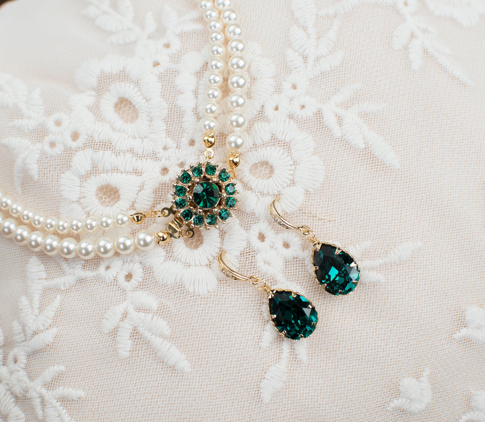 Vintage Emerald Diamond Necklace | Treasured & Co.