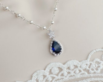 Blue Sapphire Starfish Necklace, Bridal Necklace, CZ Blue Sapphire and Swarovski Pearls Necklace ,Bridesmaid Necklace, Beach Wedding Jewelry