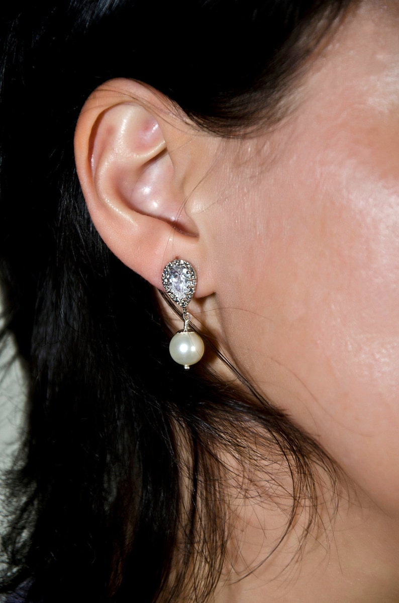 elegant bridesmaid earrings