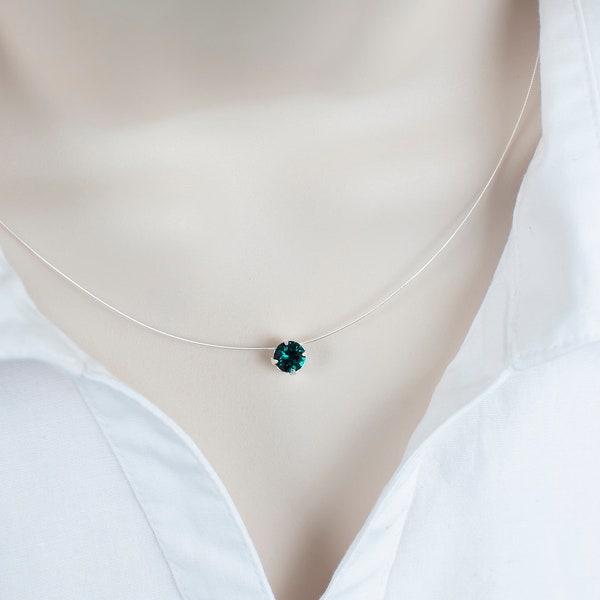 Collier émeraude vert, cristal Émeraude Swarovski, cadeau de demoiselles d’honneur, collier dainty tous les jours, collier illusion Swarovski