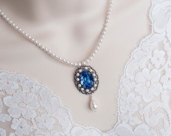 Colar de pérolas e cristal Swarovski de safira azul, colar estilo vintage de safira, colar vitoriano, colar de pérolas estilo vintage