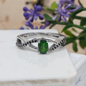 Emerald Ring in 925 Sterling Silver | Natural Green Gemstone Ring | May Birthstone Jewelry | Handmade Elegant Gift for Him