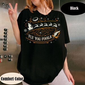 Sudadera navideña Fly You Fools, regalo de Navidad con trineo de Papá Noel y renos imagen 2