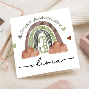 Carte d'anniversaire arc en ciel bébé Enfant – Joyeux Anniversaire prénom – Carte Vœux naissance – Carte 1er anniversaire personnalisée