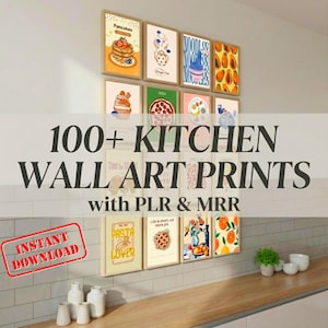 Könnte beinhalten: Eine Sammlung gerahmter Küchenwandkunst-Drucke. Die Drucke zeigen Illustrationen von Lebensmitteln wie Pfannkuchen, Pizza und Obst. Der Text "100+ KITCHEN WALL ART PRINTS" ist prominent dargestellt. Ein "INSTANT DOWNLOAD" Stempel ist sichtbar.