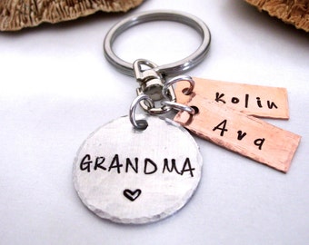 Grandma Keychain, Grandma Gift, Mother's Day Gift for Mimi Memaw Mom Mommy, Nana Keychain, Name of Kids Grandkids, Personalized for Grandma