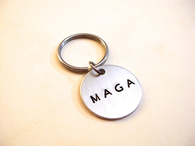 MAGA MAGA Keychain Patriotism President Trump/'s Slogan Make America Great Again
