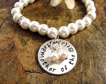 Stepmother of the Bride Pearl Bracelet, Stepmother of the Bride Jewelry, Bridal Bracelet, White Pearl Bracelet, Hand Stamped Bracelet