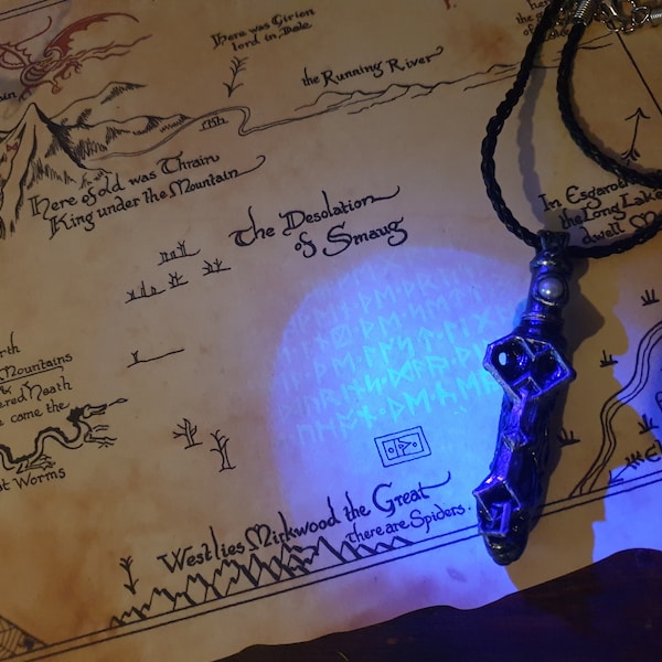 Mapa de Thrór con runas lunares brillantes y clave UV, inspirado en El Hobbit, Mapa de Thorin. ENVÍO GRATIS.