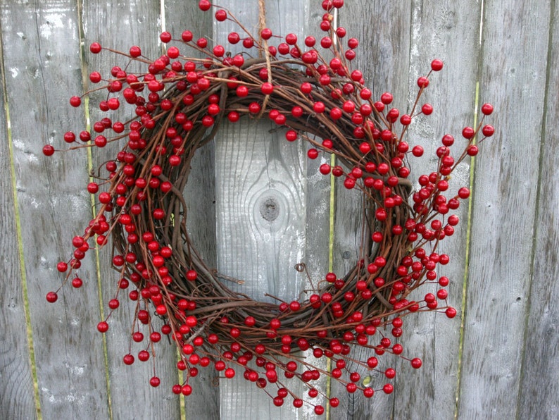 Red Berry Wreath Natural Grapevine - Etsy