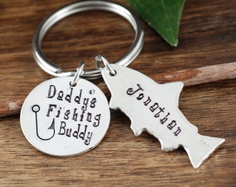 Fishing Keychain for Dad Husband Father, Personalized Keychain, Dad Gift, Fathers Day Gift, Daddy's Fishing Buddy, Keychain for Grandpa