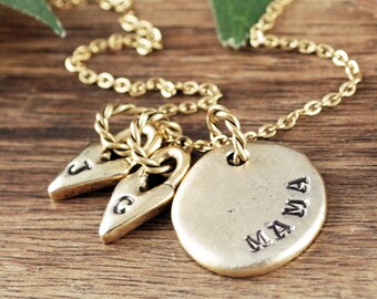 Personalized Gold Mom Necklace, Mother's Necklace, Heart Necklace, Gift for Mom, Personalized Mom Jewelry, Mama Jewelry, Mother's Day Gift