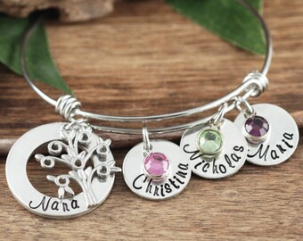 Personalized Grandma Bracelet, Family Tree Bracelet, Mother's Day Gift, Custom Grandma Bracelet, Bracelet with Grandchildrens Names