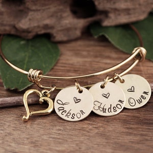 Braccialetto personalizzato in oro, braccialetto fascino nome, braccialetto della madre, regalo per mamma, braccialetto nonna, regalo nonna, regalo festa della mamma