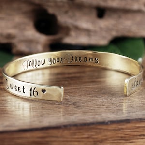 Bracciale rigido personalizzato per i 16 anni, bracciale rigido personalizzato, gioielli per i 16 anni, segui i tuoi sogni, regalo per il 16° compleanno, regalo per i 16 anni