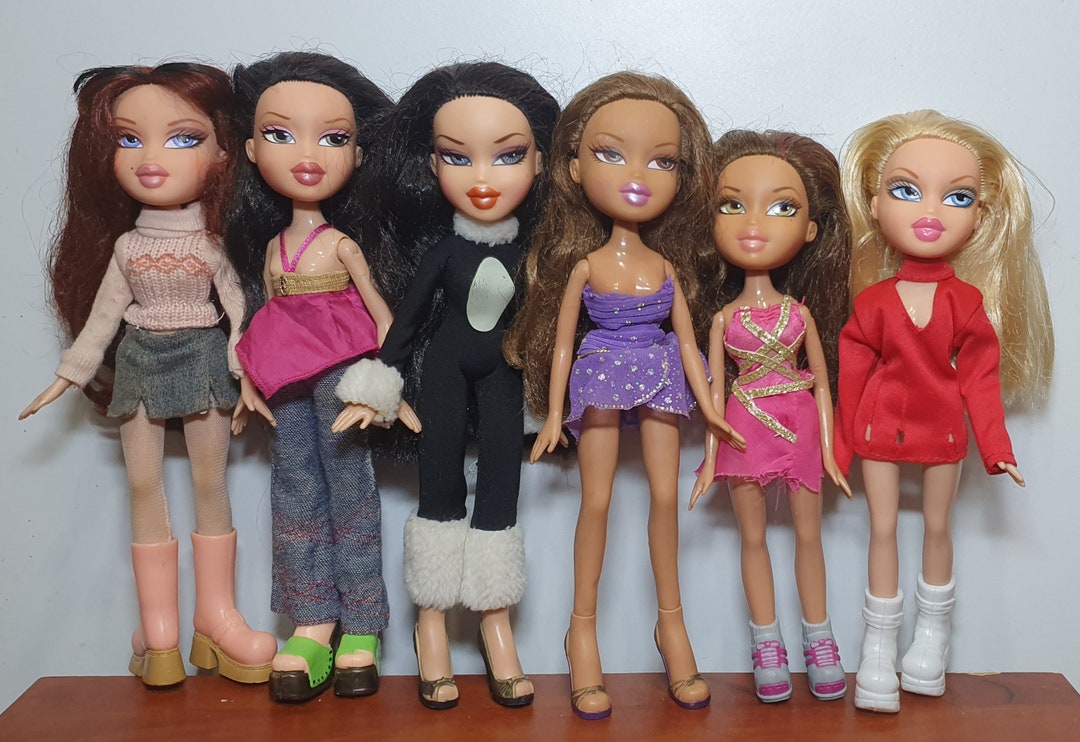 Bratz Dolls Original 2001 MGA avec vêtements Choisissez-en un - Etsy Canada