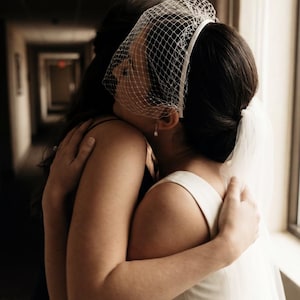Birdcage Veil in White Mesh Netting - Bride Fascinator Headband Accessory for Civil Ceremony Wedding