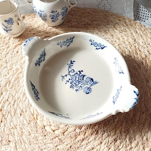 Piatto antico francese Saint-Uze con manico, ceramica antica in ghisa di Saint-Vallier, argilla antica in acciaio, ceramica blu in gres