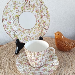 Vintage Floral Teacup and Saucer Set | Shabby Chic English Chintz Porcelain | Floral Teacup & Saucer Set, Vintage Shabby Porcelain