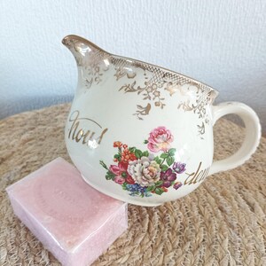 Nous Deuxのヴィンテージミルクジャグ、Villeroy & Bochのロマンチックなミルクジャグ、バラの装飾が施された陶器のジャグ