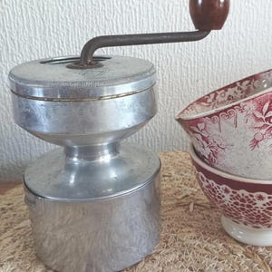 Antique Hop aluminum coffee grinder, Ace of Hearts coffee grinder, French vintage metal manual coffee mill, vintage hand-cranked coffee grinder