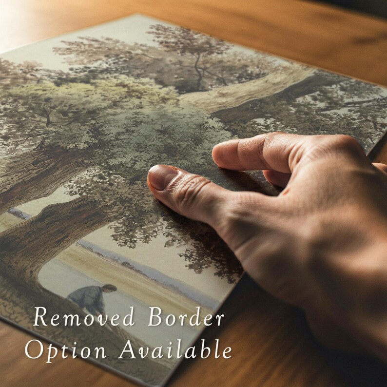 Pode incluir: Uma impress&atilde;o com uma cena detalhada de paisagem com &aacute;rvores e uma figura. A obra de arte tem uma paleta de cores suaves de verdes, castanhos e bege. O texto "Removed Border Option Available" &eacute; vis&iacute;vel.