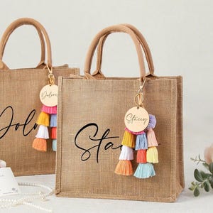 Personalized Bridesmaid Gift Bag with charm, Custom Burlap Gift Bag, Beach Tote Bag, Bridesmaid Proposal Gift Bag,Mother’s Day Gift