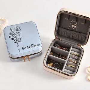Custom Birth Flower Travel Jewelry Box, Personalized Jewelry Case, Bridesmaid Proposal Gifts, Birth Month Flower Gift, Gifts for Her