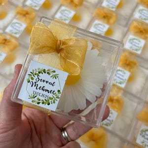 Bomboniere con candele a forma di margherita, candele floreali personalizzate per addio al nubilato, serata all'henné, fidanzamento, baby shower, confezione regalo per gli ospiti