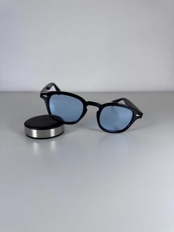 Blue Lens Glasses – Retro Artist Style – Vintage Round Frame