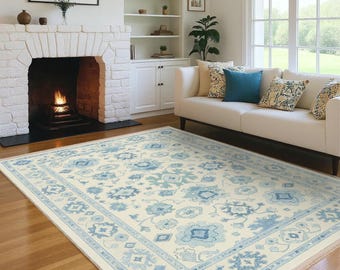 Blauer Vintage Teppich mit Blumenmuster, waschbarer Wollteppich in Hellblau und Ivory, Nostalgie für Wohnzimmer, Schlafzimmer