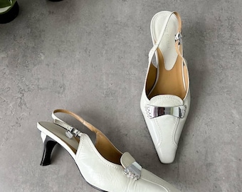 Vintage Made in Spain Leather Kitten Heel,  Coquette, Cute, 00s , 90s