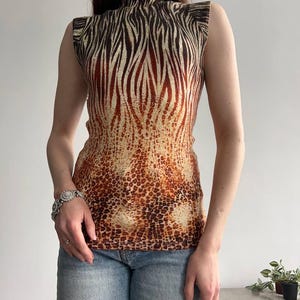 Vintage animal print beautiful top, y2k, 00s, leopard print, office siren